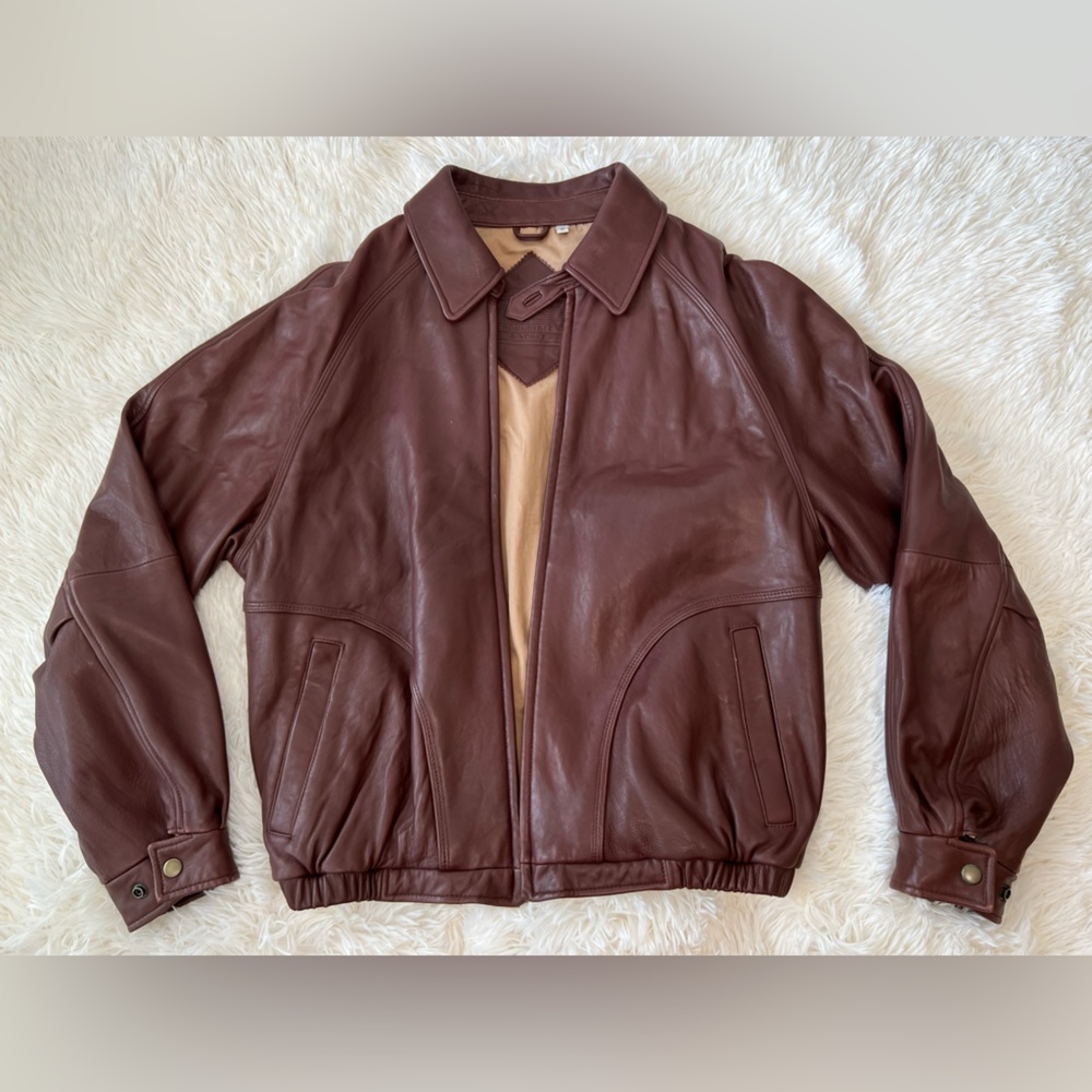 Brown Roundtree and Yorke Leather Bomber Jacket Size Medium